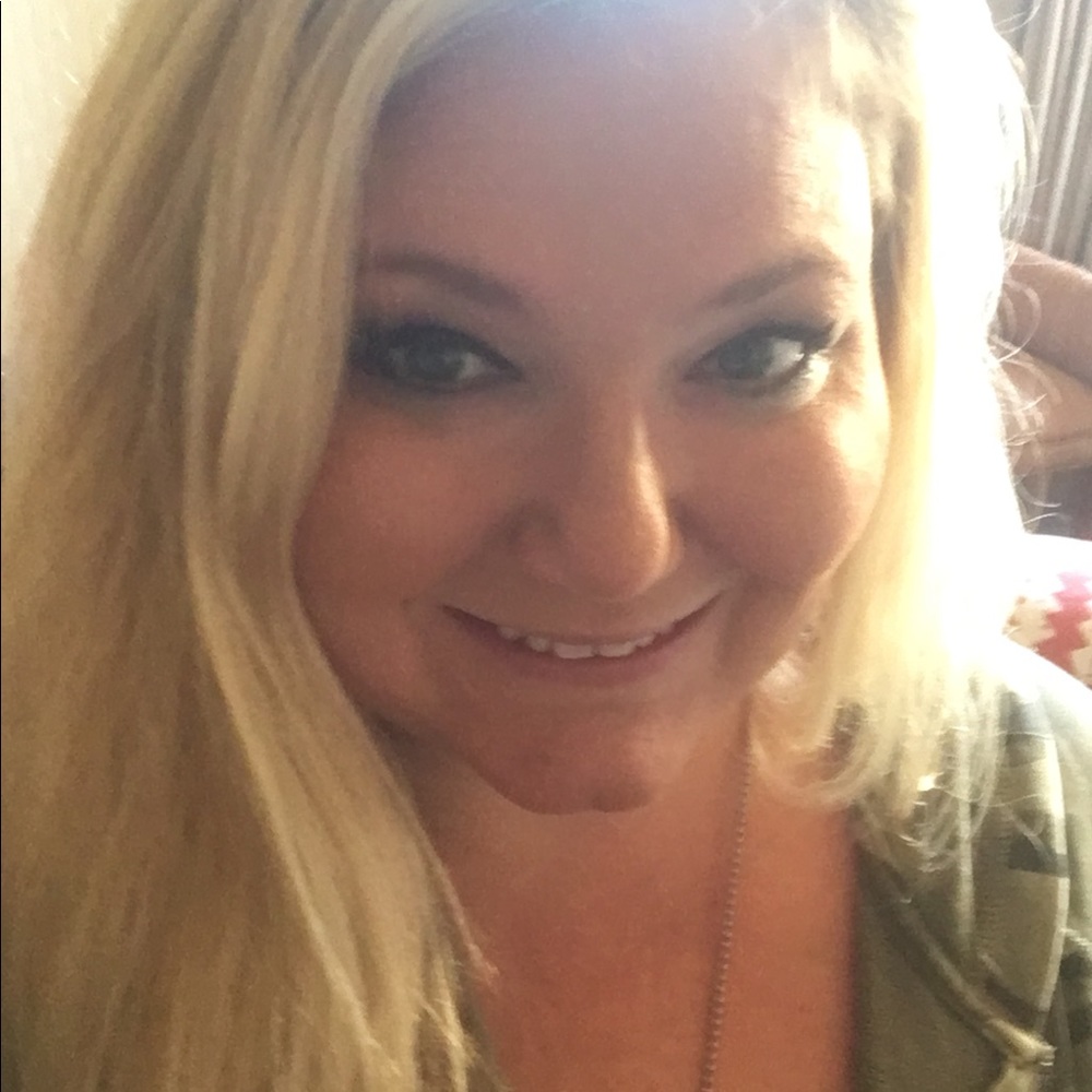 Meet your Posher, Megan